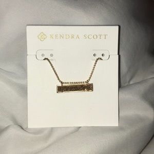 Kendra Scott bar necklace